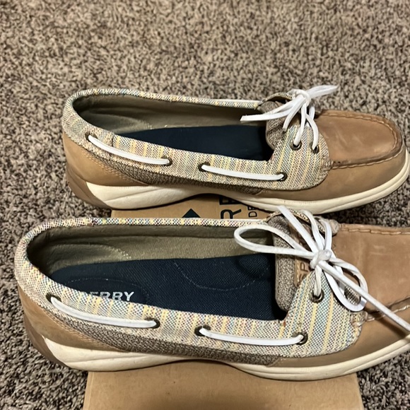 Sperry top-sider laguna linen/ multi stripe. Size 8.5 - Picture 2 of 4